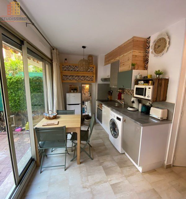Studio 28m² Antibes Juan-les-Pins - Tout confort, proche plage - Photo 1