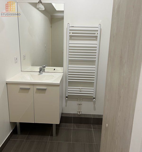 Studio 32m² Saint-Herblain - DPE C, 1er étage - Photo 1