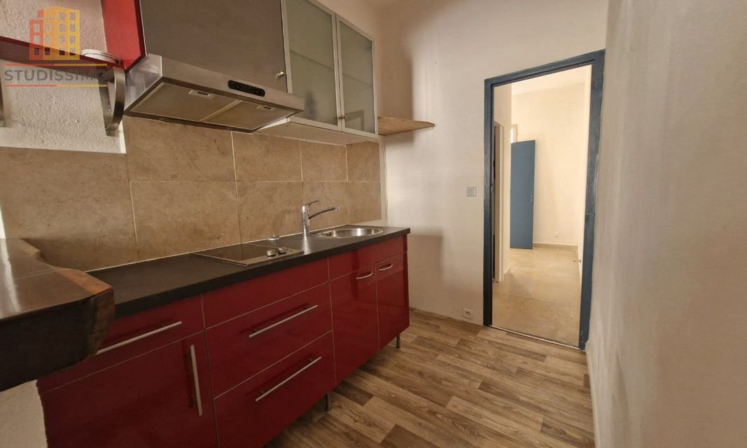 Studio 25m² Montpellier centre - Traversant, rénové - Photo 3