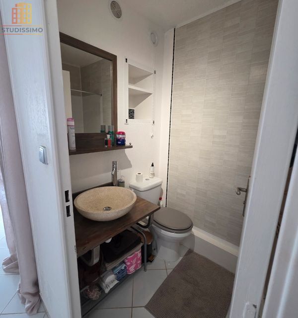 Studio 26m² Agde 34300 - Étage élevé - Photo 2