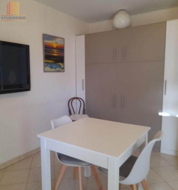 Studio 24m² Arcachon - Meublé, bon état - Photo 2