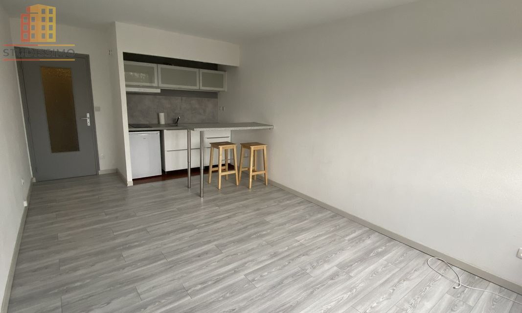 Studio 28m² Lille centre - Dernier étage, lumineux - Photo 2