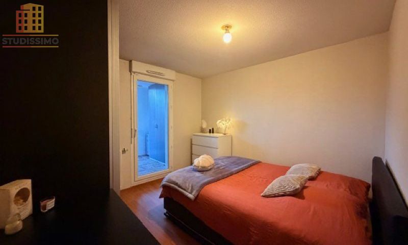 Studio 44m² Eybens - Parking privatif, double terrasse - Photo 1