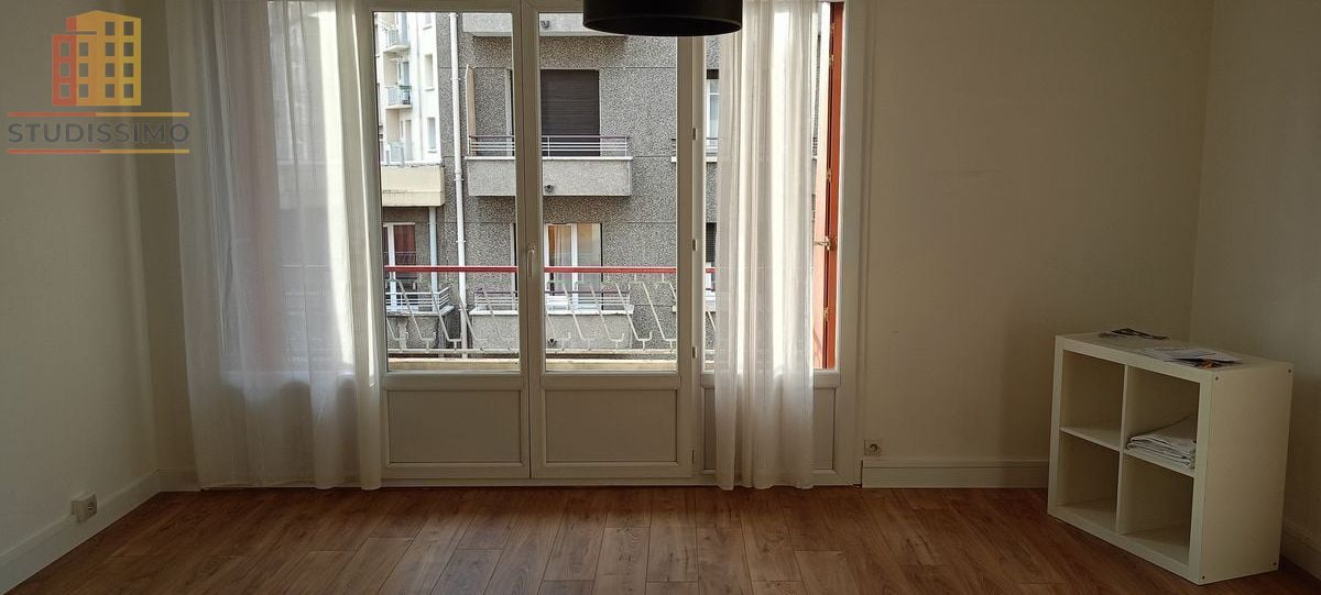 Studio 27m² Grenoble centre - Étage élevé, lumineux - Photo 2