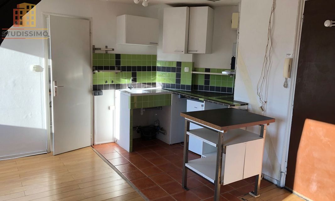 Studio 20m² Grenoble centre-ville - Dernier étage, lumineux - Photo 2