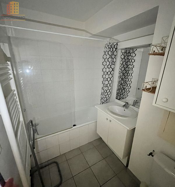 Studio 32m² Grenoble 38100 - Meublé, parking - Photo 2