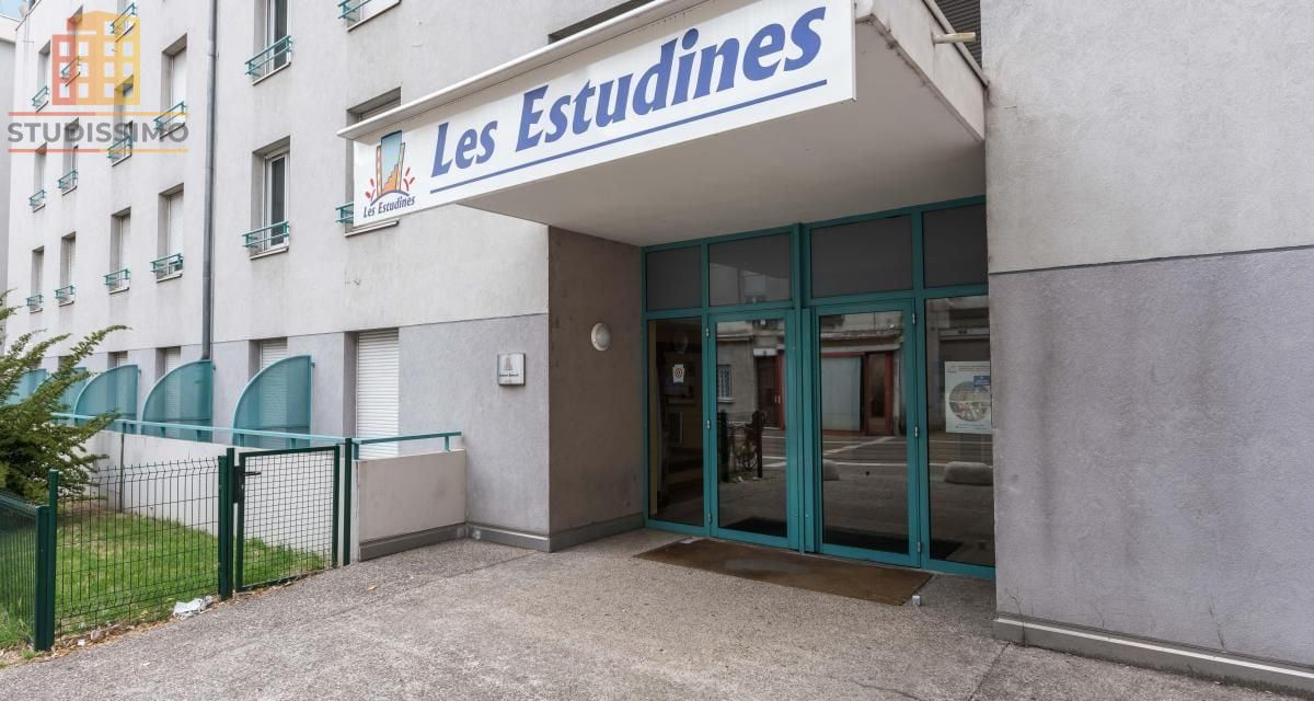Studio 20m² Fontaine - Balcon, parking - Photo 1