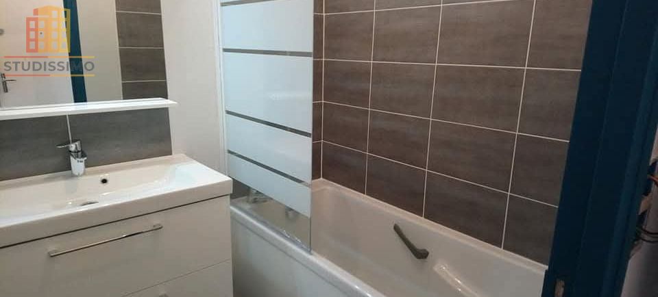Studio 41m² Harfleur centre - Parking - Photo 2