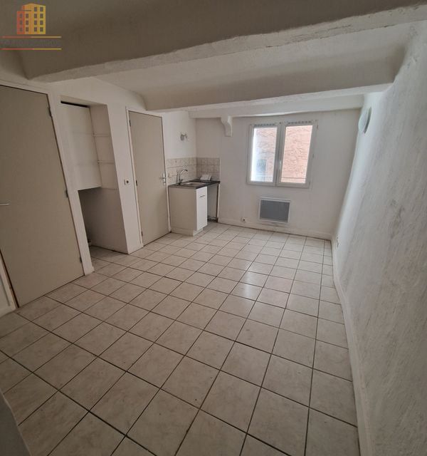Studio 22m² Draguignan centre historique - Lumineux, 2e étage - Photo 2