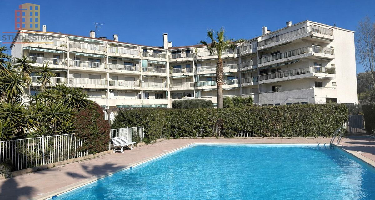 Studio à Fréjus