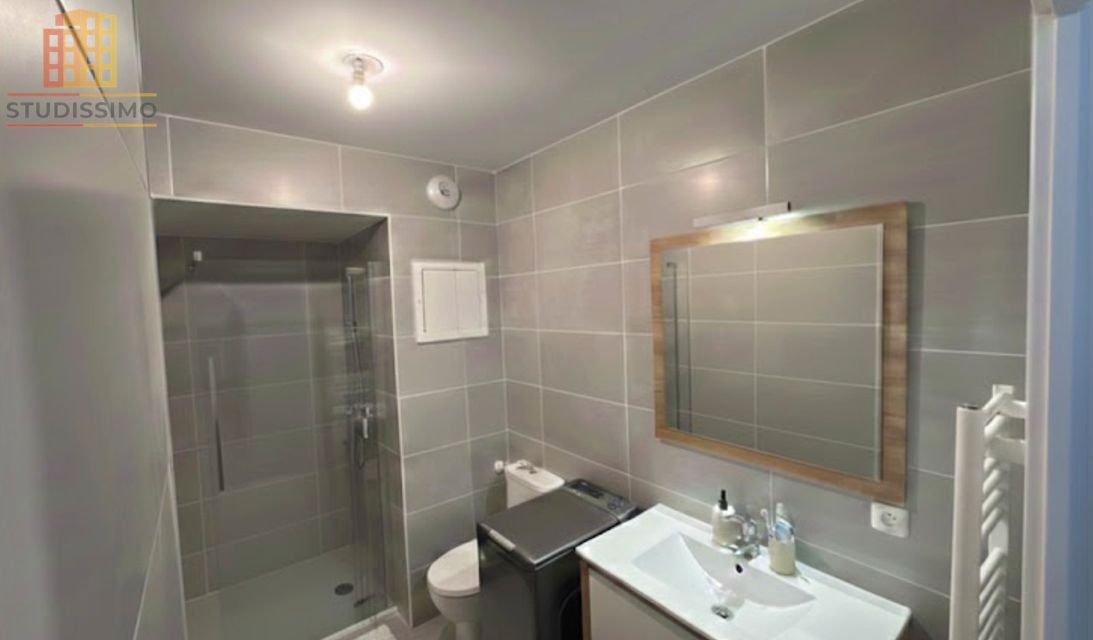 Studio 27m² Hyères - Terrasse, parking privatif - Photo 1