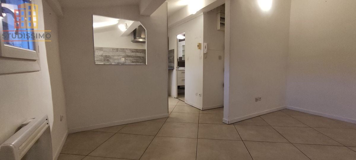 Studio 21m² La Seyne-sur-Mer - Étage élevé, lumineux - Photo 1