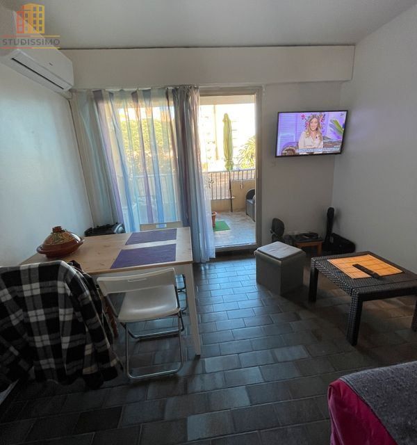 Studio 24m² Hyères centre port - Lumineux, proche port - Photo 2