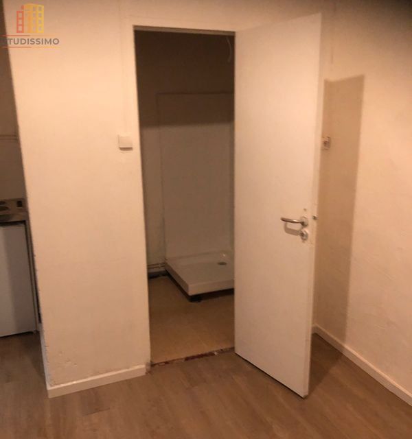 Studio 12m² Toulon centre - DPE D, 1er étage - Photo 2