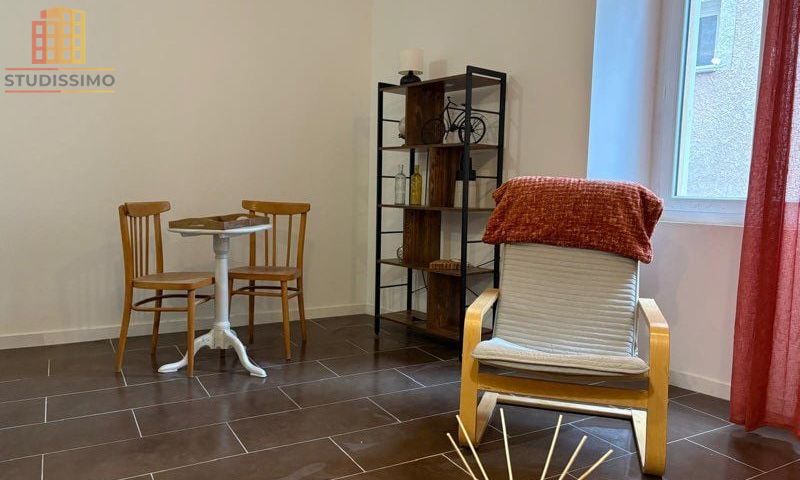Studio 27m² Correns 83570 - Entièrement refait à neuf - Photo 1