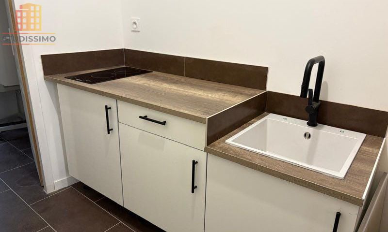 Studio 27m² Correns 83570 - Entièrement refait à neuf - Photo 2