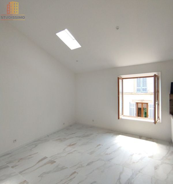 Studio 25m² La Bastide 83840 - Dernier étage - Photo 1
