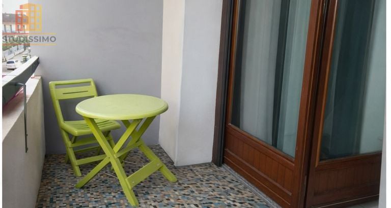 Studio meublé 25m² Aix-les-Bains centre-ville - Balcon, calme - Photo 2
