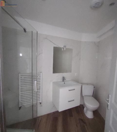 Studio 18m² Bourg-en-Bresse - Étage 2, DPE C - Photo 1