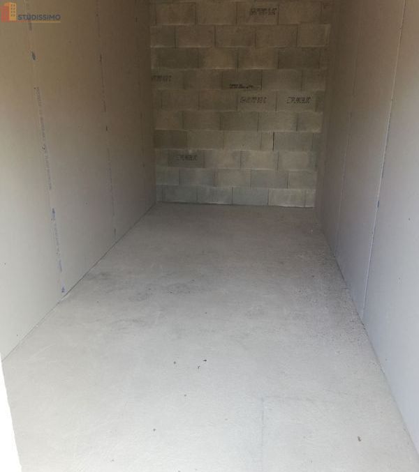 Studio 15m² Bâgé-Dommartin - Garage, stockage - Photo 1