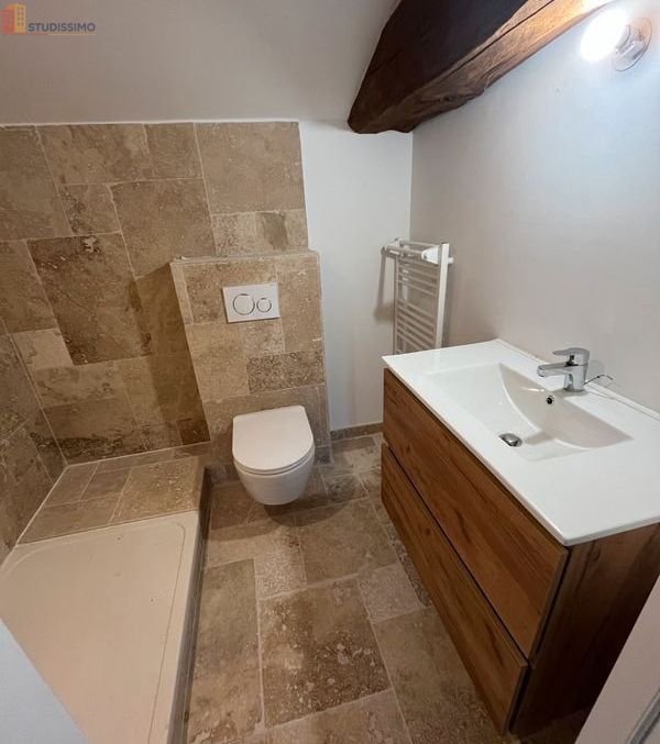 Studio meublé 30m² Villeneuve 01480 - Cosy, mansardé - Photo 2