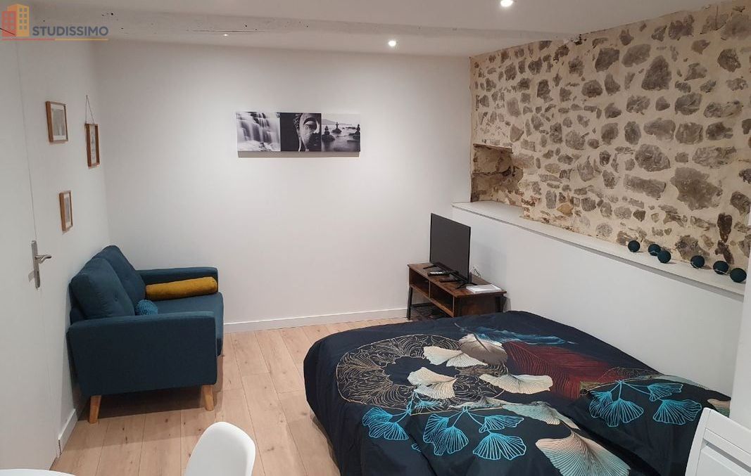 Studio meublé 25m² Lagnieu 01150 - Meublé, DPE D - Photo 1
