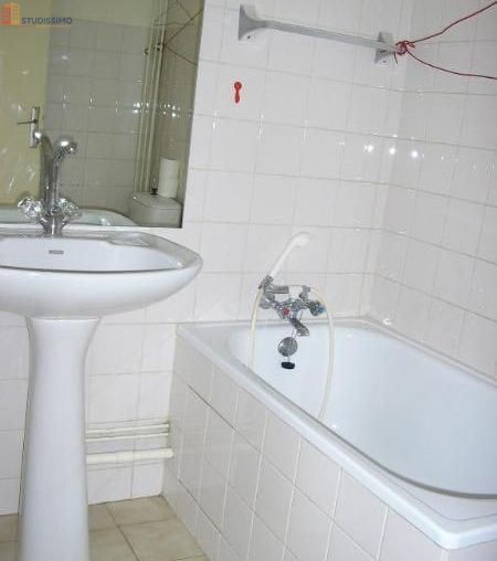 Studio meublé 17m² Nantua - Meublé, 1er étage - Photo 3