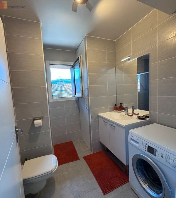 Studio meublé 29m² Challex 01630 - Lumineux, 2e étage - Photo 2