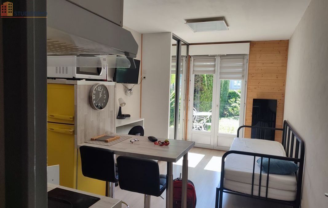 Studio à Neyron