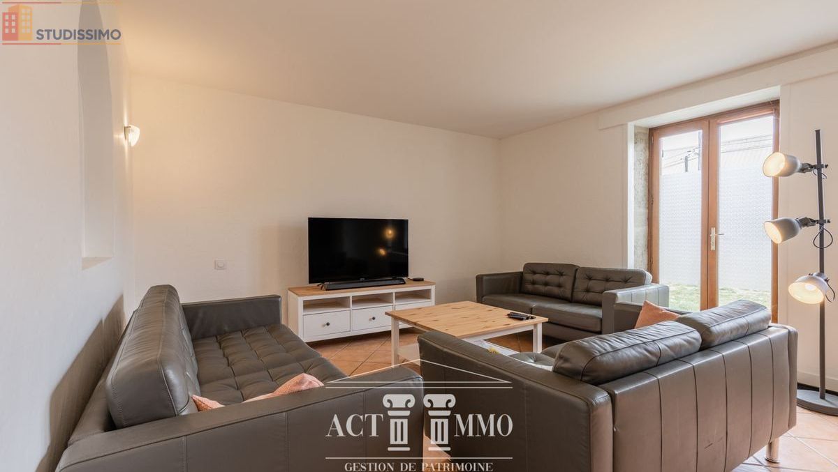 Studio 210m² Bourg-en-Bresse - Meublé, DPE D - Photo 7