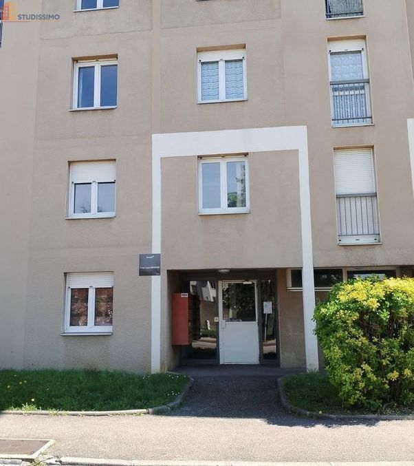 Studio 76m² Ambérieu-en-Bugey - Étage 3, DPE C - Photo 1