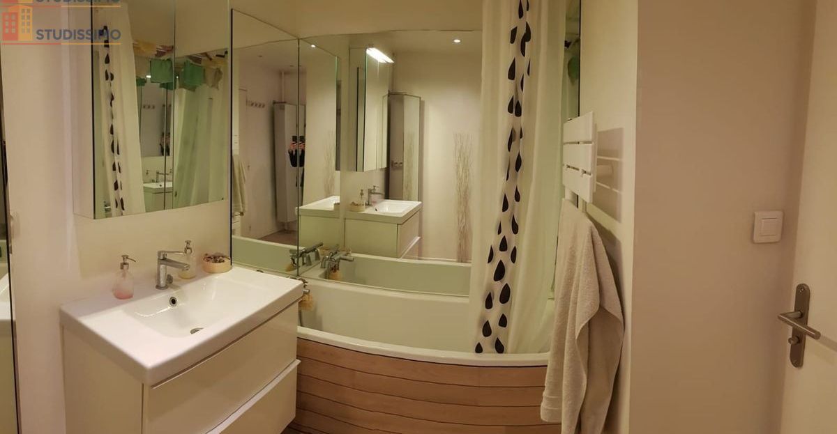 Studio meublé 40m² Saint-Genis-Pouilly - Charmant, 2e étage - Photo 1
