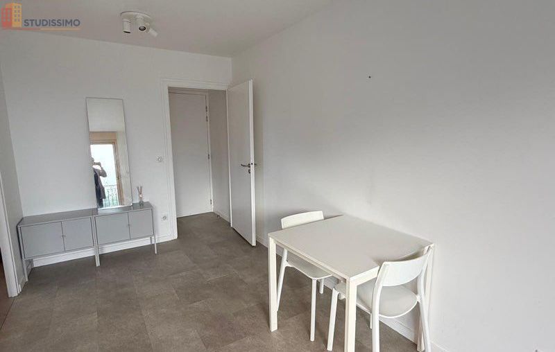 Studio meublé 26m² Divonne-les-Bains - Meublé, lumineux - Photo 2