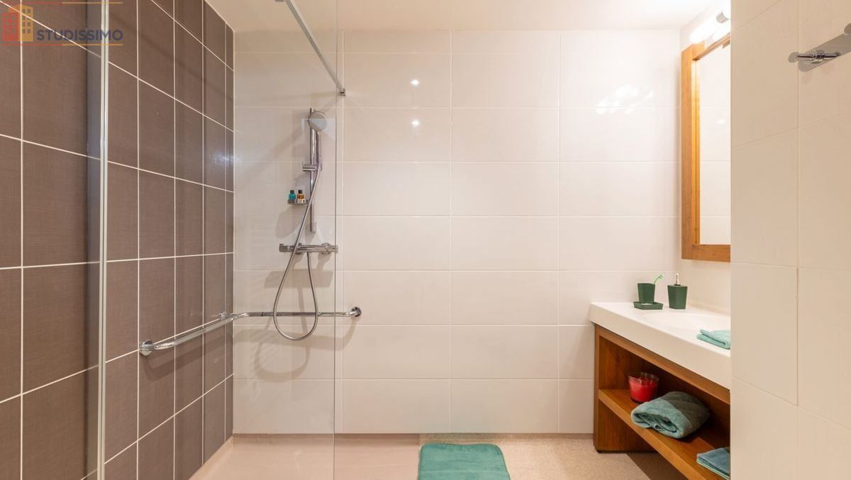 Studio meublé 31m² Bourg-en-Bresse - Adapté étudiants, meublé - Photo 3