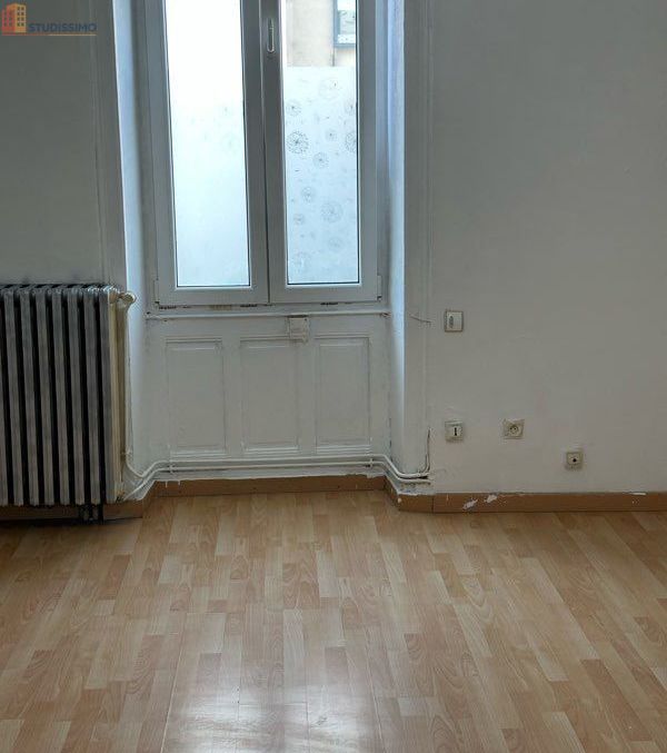 Studio à Oyonnax