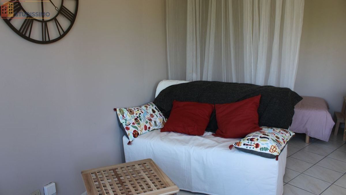 Studio meublé 30m² Bourg-en-Bresse - Meublé, DPE D - Photo 1