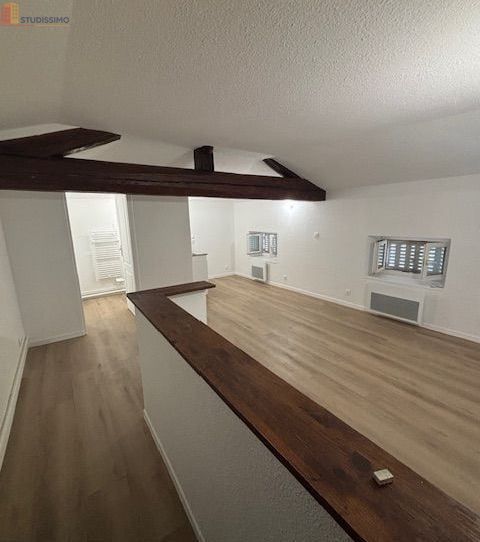 Studio à Saint-Trivier-sur-Moignans