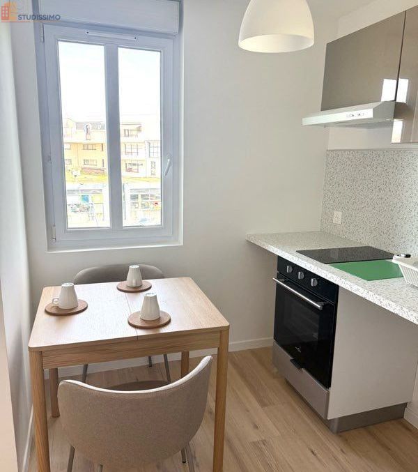 Studio meublé 17m² Saint-Quentin 02100 - Entièrement rénové - Photo 2