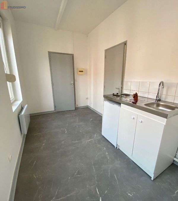 Studio 15m² Saint-Quentin - 1er étage - Photo 7