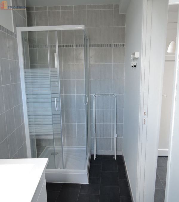 Studio meublé 30m² Saint-Quentin - Grande mezzanine, centre-ville - Photo 1