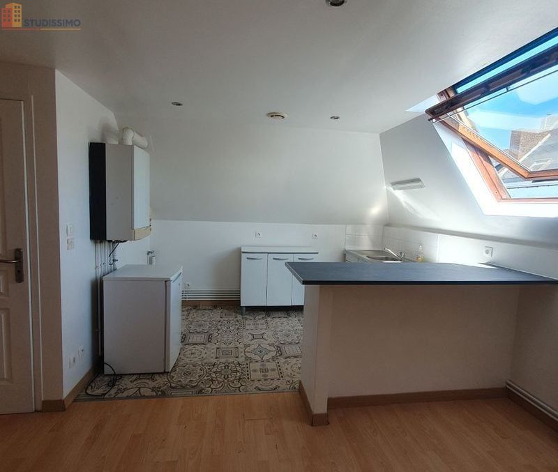 Studio meublé 24m² Saint-Quentin - Meublé, 2e étage - Photo 1
