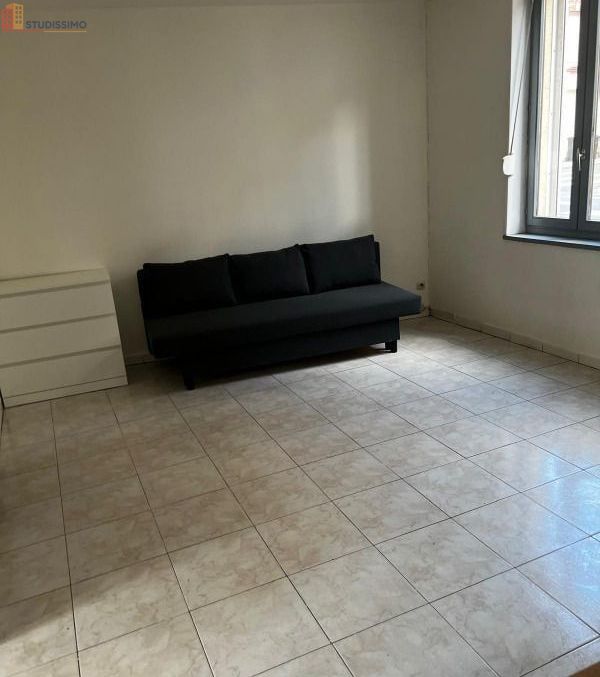 Studio meublé 27m² Saint-Quentin - Meublé, DPE D - Photo 2