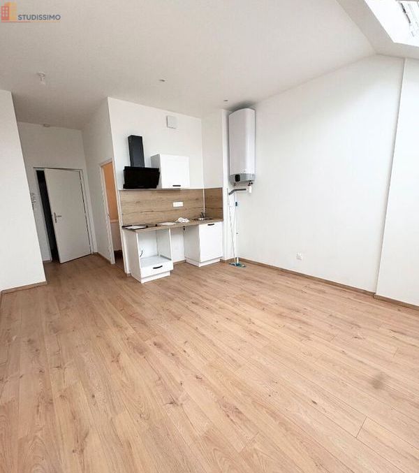 Studio 25m² Saint-Quentin - Lumineux, 3e étage - Photo 2