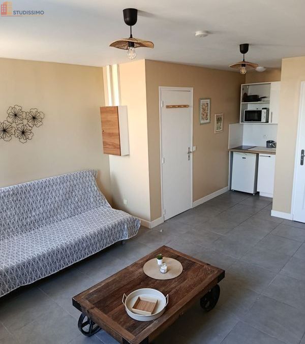 Studio meublé 23m² Saint-Quentin - Meublé, dernier étage - Photo 1