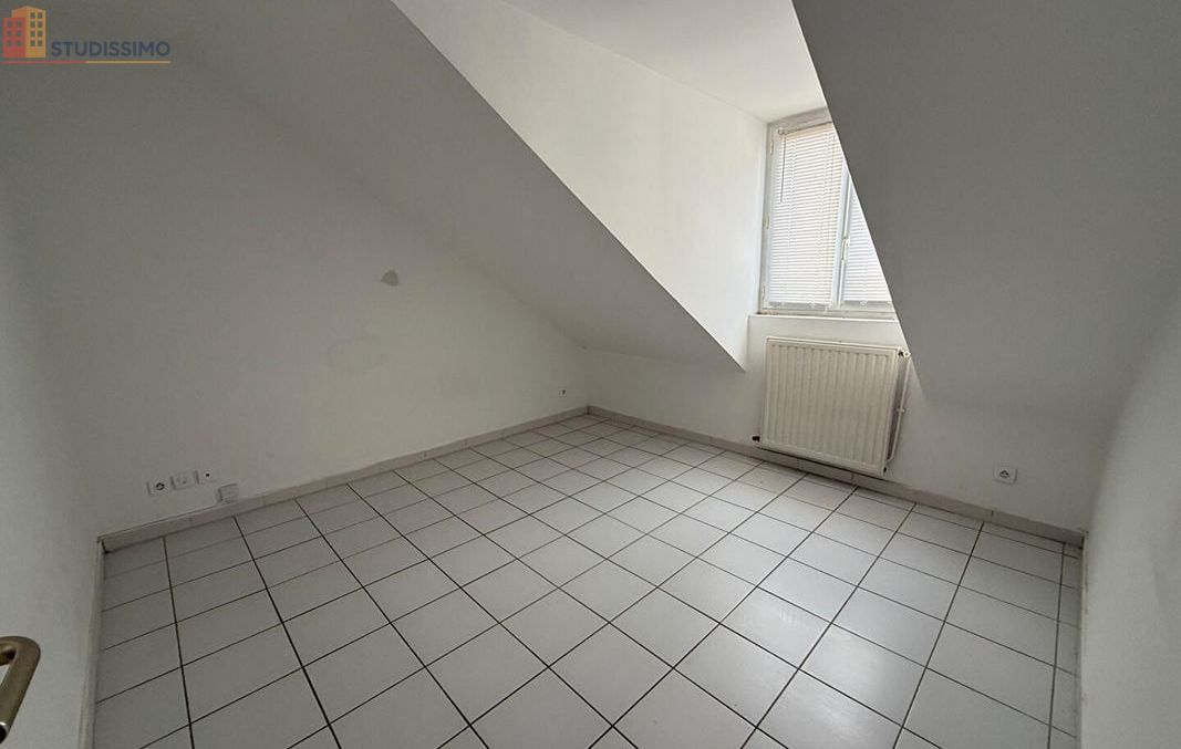 Studio 31m² La Fère 02800 - Étage élevé, DPE D - Photo 4