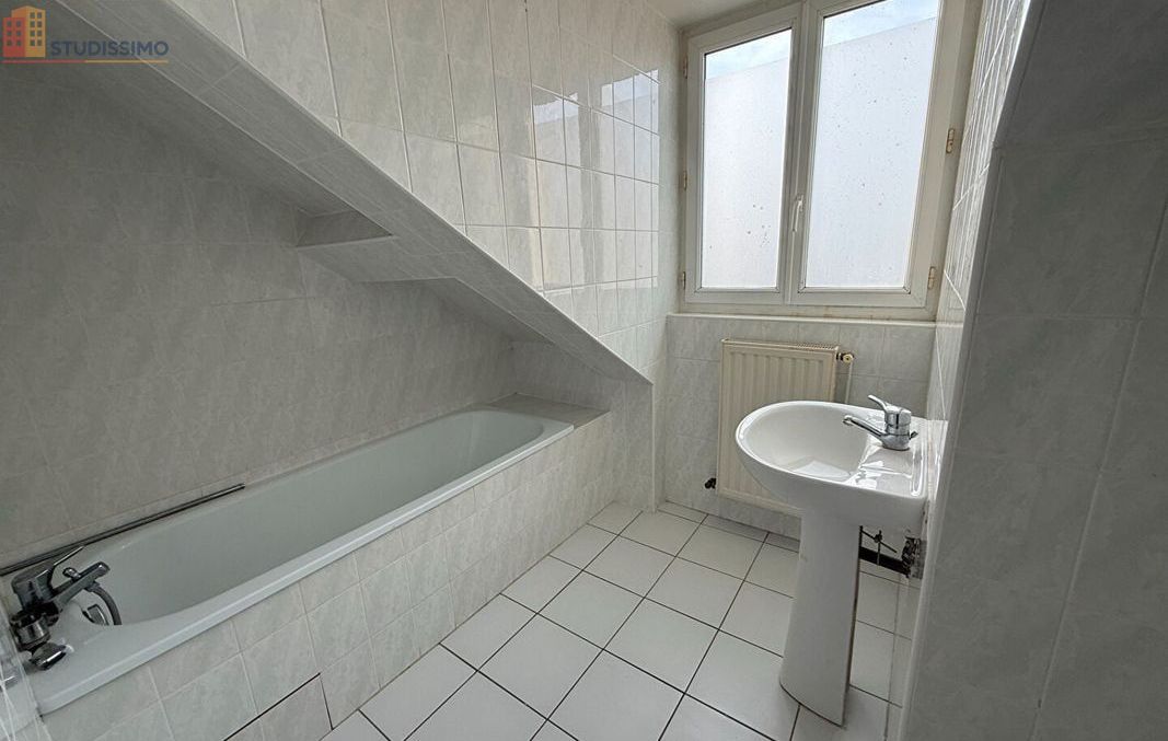Studio 31m² La Fère 02800 - Étage élevé, DPE D - Photo 1