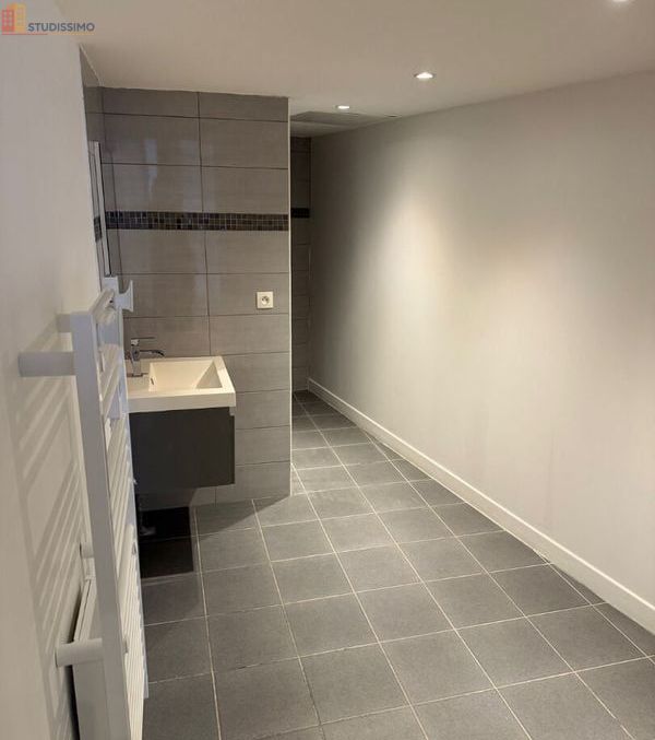 Studio 37m² Saint-Quentin - Sans caractéristique mentionnée - Photo 8