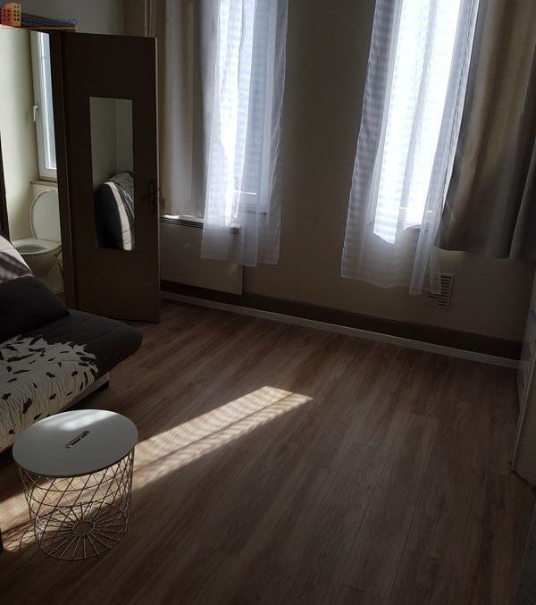 Studio meublé 25m² Laon centre - Meublé, DPE C - Photo 2