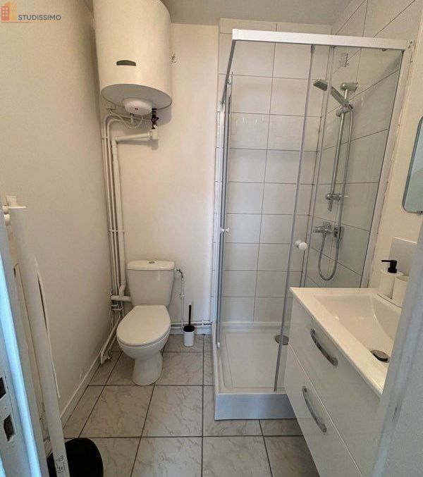 Studio 18m² Saint-Quentin - Meublé, 3e étage - Photo 1