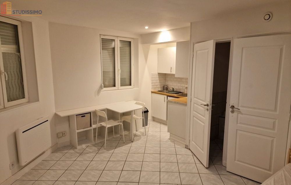 Studio meublé 21m² Saint-Quentin - Coeur de ville, meublé - Photo 3